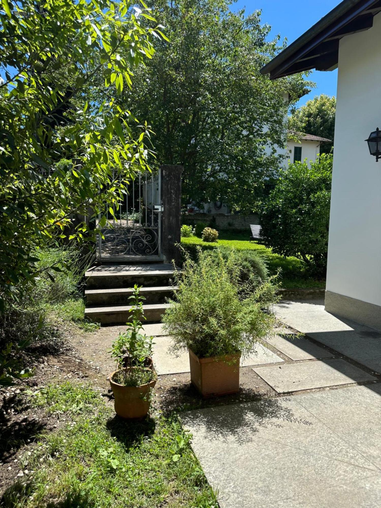 Casa Del Custode: Renovated Flat With Garden In A Villa Near The Lake Stresa Exterior photo
